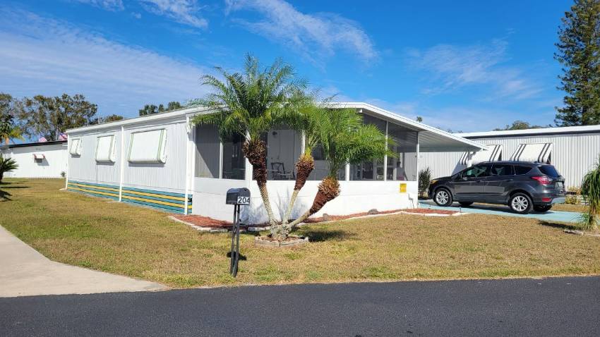 203 Rainbow Lane West a Dundee, FL Mobile or Manufactured Home for Sale